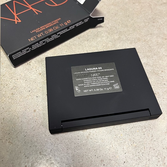 BNIB NARS Laguna 3 Bronzing Powder compact full size. - Picture 9 of 10
